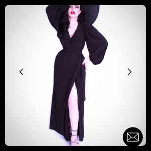 NWT Lafemme en noir black widow wrap gown 3x